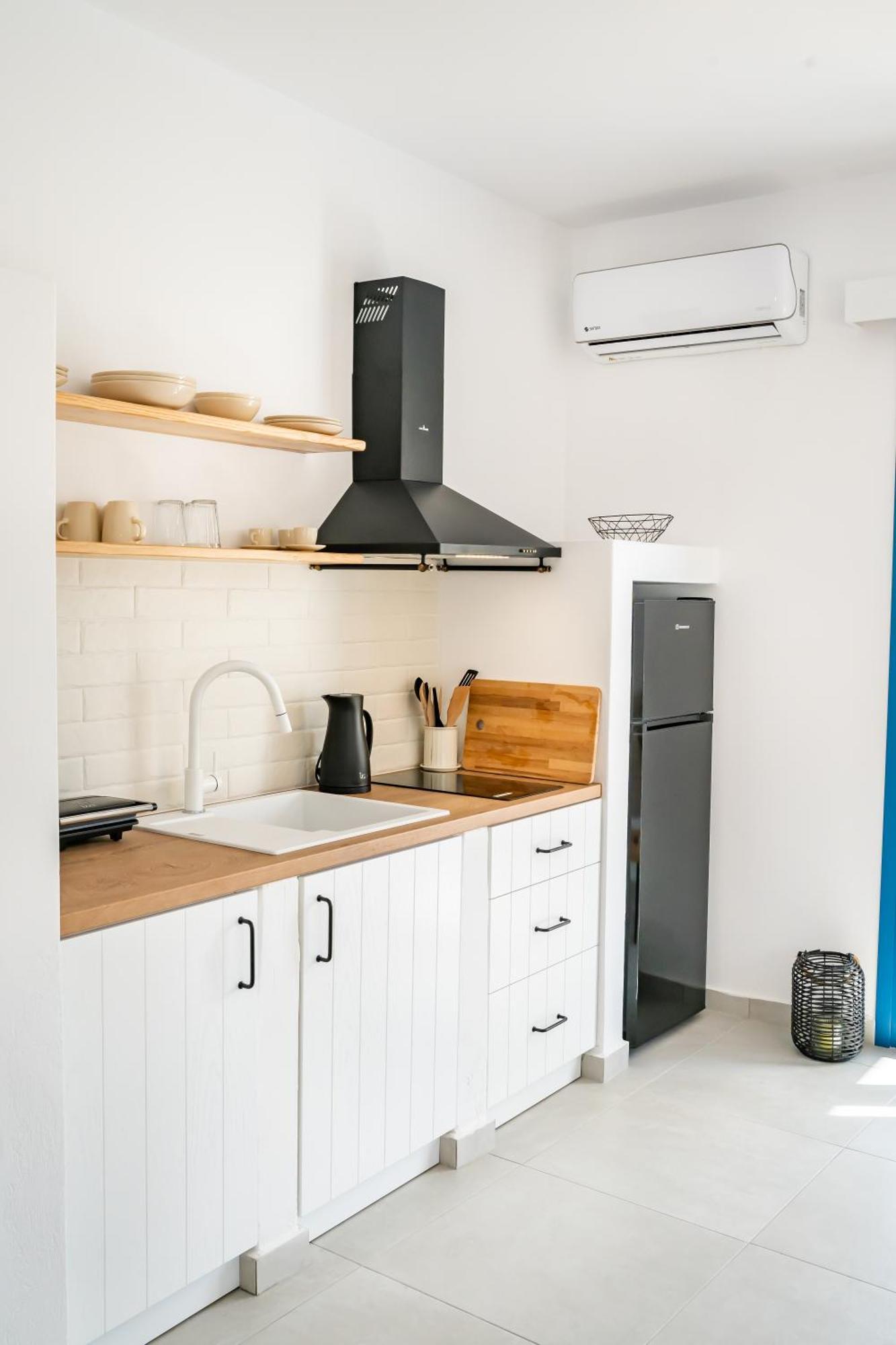 Sea View Apartment Karpatos Zewnętrze zdjęcie